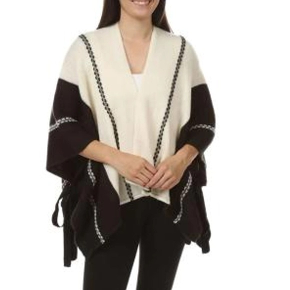 Vince Camuto Women’s OS Black/Cream Poncho/Shawl/Wrap - Picture 8 of 8